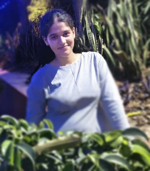 Shraddha Tripathi 